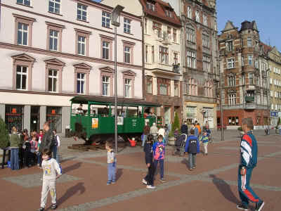 150_09130072.jpg (94966 bytes)